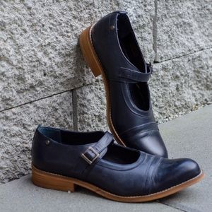 PIERRE HARDY Mary Janes